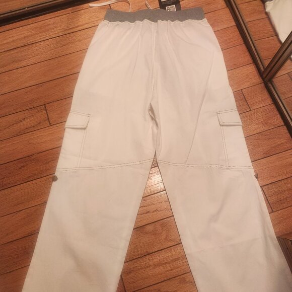 MULTI-STYLING CARGO PANTS/JOGGERS(NWT) - Picture 4 of 4